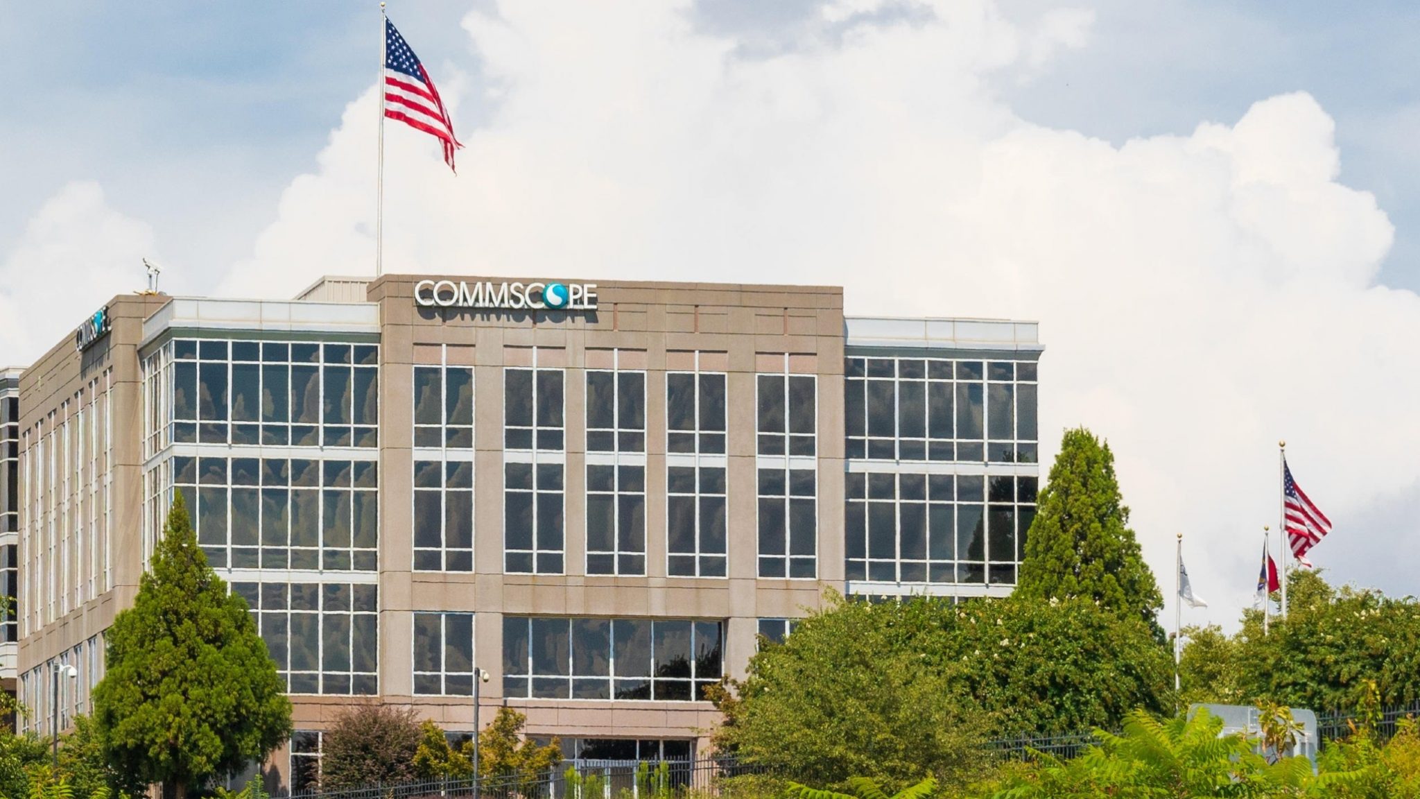 CommScope downgraded for heavy debt load, ongoing supply-chain concerns -  Urgent Comms