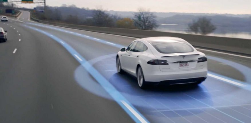 German police chase Tesla on autopilot while driver sleeps